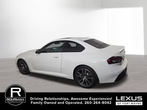 Used 2024 BMW 230i xDrive Coupe w/ Convenience Package AWD/4WD image 11