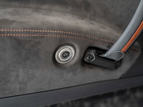 Used 2022 Maserati MC20 Coupe image 22