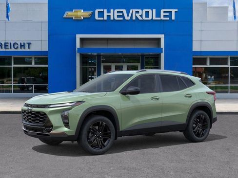 New 2026 Chevrolet Trax ACTIV w/ Sunroof Package image 2