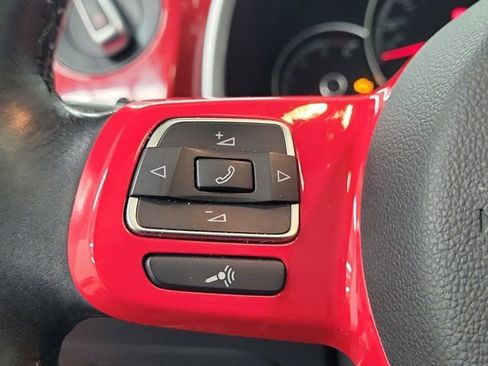 Used 2014 Volkswagen Beetle TDI image 23