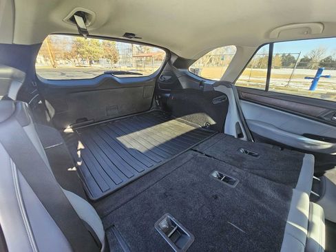 Used 2019 Subaru Outback 2.5i Limited image 39