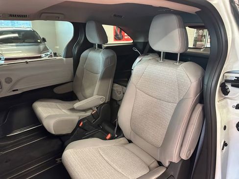 Certified 2025 Toyota Sienna LE w/ LE Plus Package AWD/4WD image 13