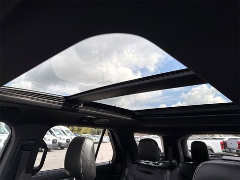 Certified 2022 Ford Explorer ST w/ Equipment Group 401A image 34