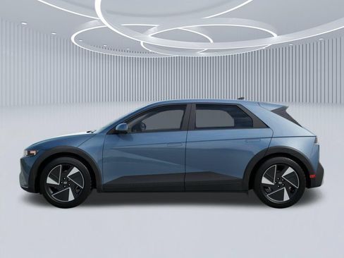 New 2026 Hyundai Ioniq 5 SEL RWD image 3