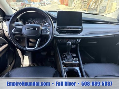 Used 2022 Jeep Compass Limited AWD/4WD image 15