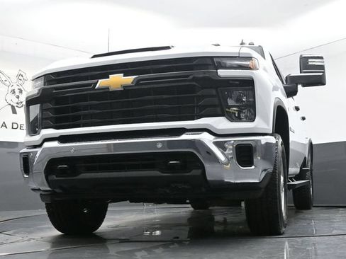New 2026 Chevrolet Silverado 3500 W/T w/ WT/CX Safety Package AWD/4WD image 4