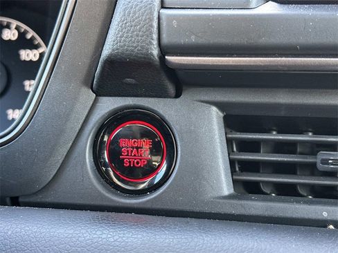 Used 2023 Honda Pilot TrailSport image 29