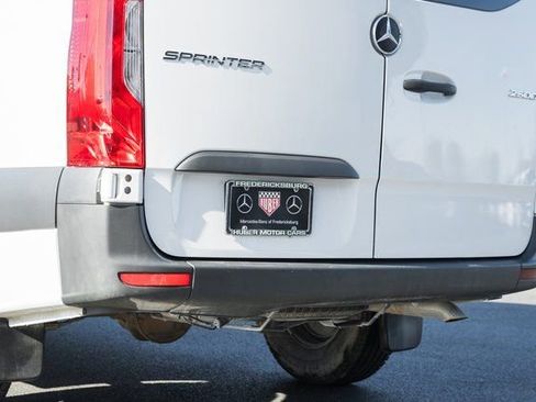 Used 2024 Mercedes-Benz Sprinter 2500 image 9