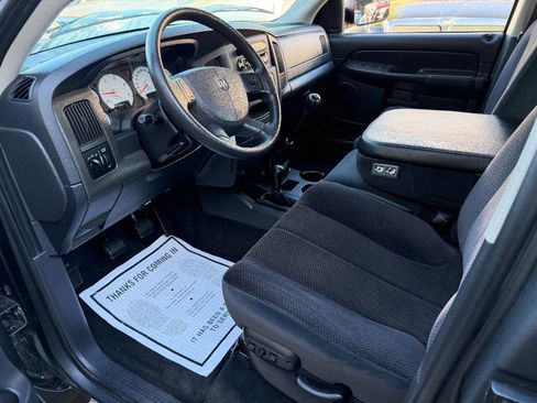 Used 2004 Dodge Ram 2500 Truck SLT w/ Trailer Tow Group image 2