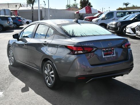 Used 2023 Nissan Versa SV FWD image 6