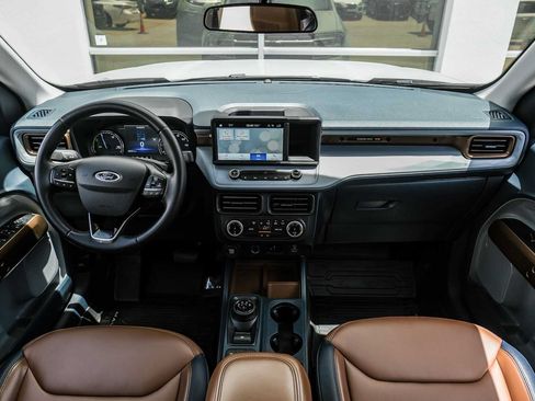 Used 2023 Ford Maverick Lariat FWD image 14