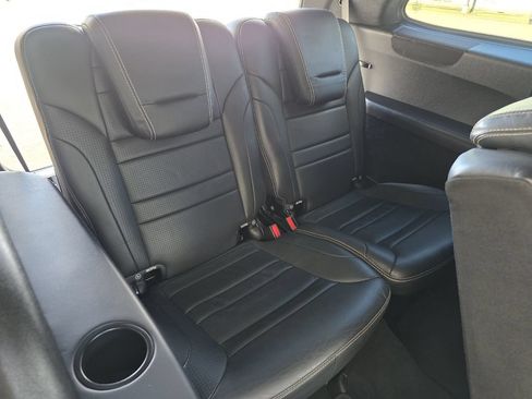Used 2016 Mercedes-Benz GL 63 AMG 4MATIC image 28