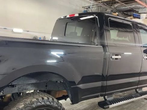Used 2018 Ford F250 Lariat w/ Chrome Package AWD/4WD image 9