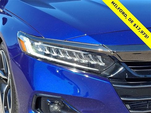Used 2021 Honda Accord Sport image 9
