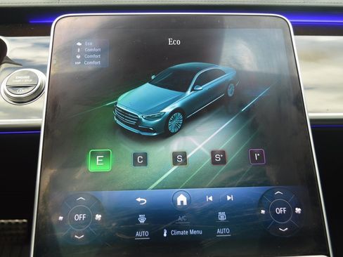 Used 2025 Mercedes-Benz S 580 4MATIC Sedan image 27