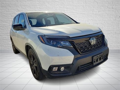 Used 2021 Honda Passport Sport image 4