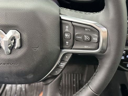 Used 2025 RAM 1500 Laramie w/ Night Edition image 34