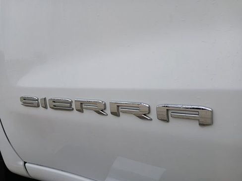 Certified 2020 GMC Sierra 1500 SLT w/ X31 Off-Road Package AWD/4WD image 10