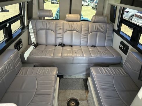 Used 2017 Mercedes-Benz Sprinter 3500 image 22