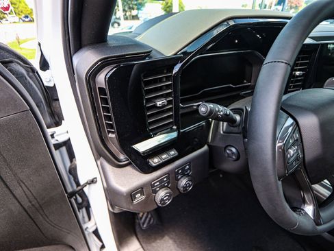 New 2025 Chevrolet Silverado 1500 ZR2 w/ Technology Package image 32