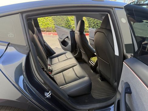 Used 2025 Tesla Model 3 Long Range RWD image 14