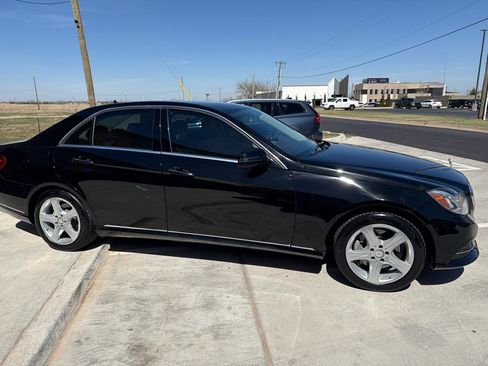 Used 2014 Mercedes-Benz E 250 BlueTEC 4MATIC Sedan image 8