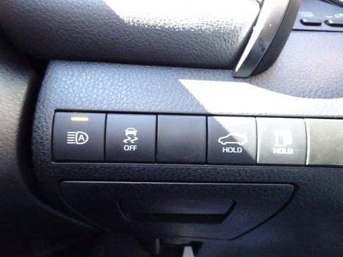 Used 2020 Toyota Camry XSE w/ Navigation Package image 27