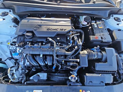 New 2026 Hyundai Elantra SE image 13