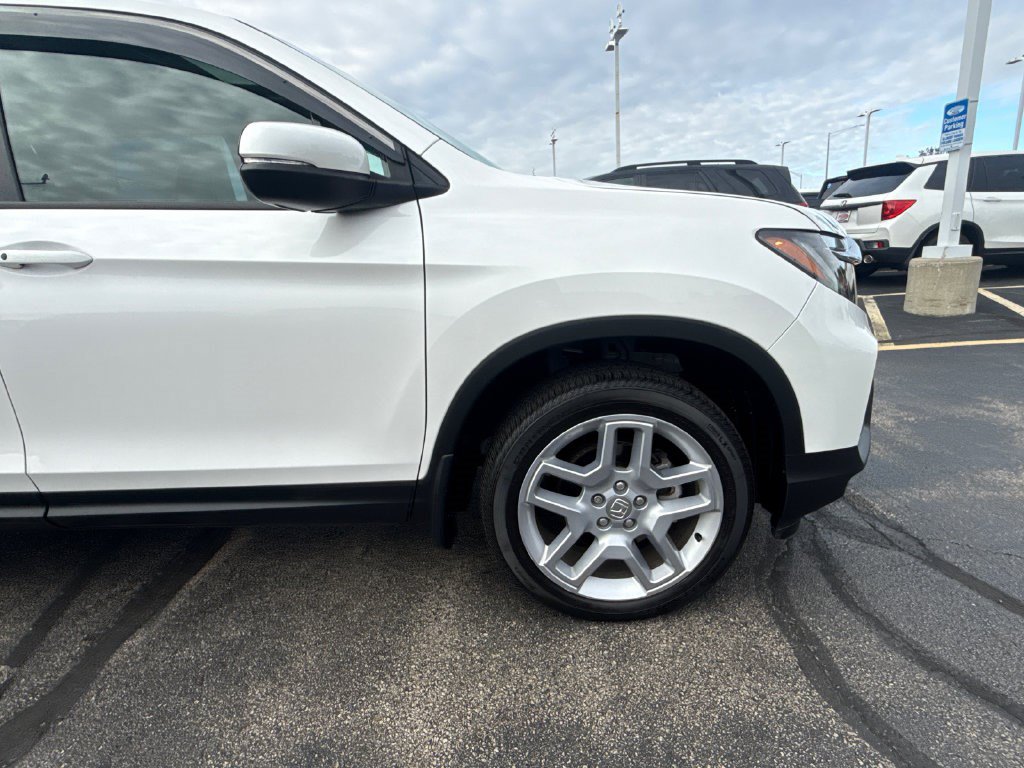 Certified 2024 Honda Passport EX-L image 15