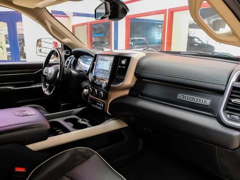 Used 2020 RAM 3500 Laramie AWD/4WD image 12