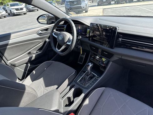 Used 2025 Volkswagen Jetta Sport FWD image 26