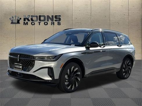 New 2026 Lincoln Nautilus Reserve w/ Jet Appearance Package image 1