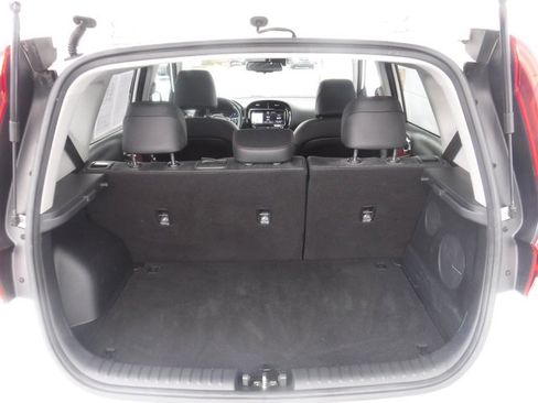 Used 2021 Kia Soul Turbo image 40