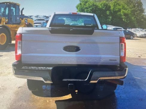 Used 2019 Ford F250 XL w/ XL Value Package AWD/4WD image 14