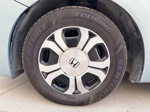 Used 2015 Honda Civic Hybrid Sedan 4D image 28