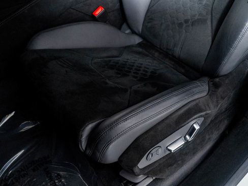 Used 2023 Lamborghini Urus Performante image 54