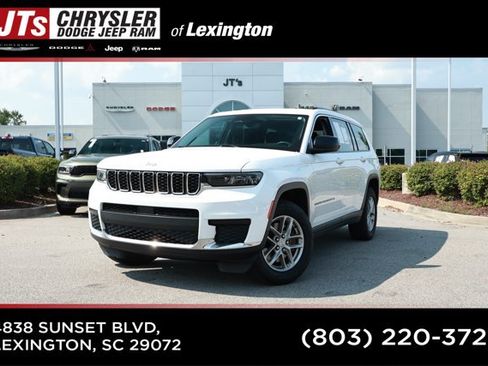 Used 2023 Jeep Grand Cherokee L Laredo w/ Luxury Tech Group I AWD/4WD image 1