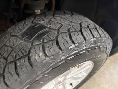 Used 2015 GMC Sierra 1500 SLE w/ SLE Value Package image 33