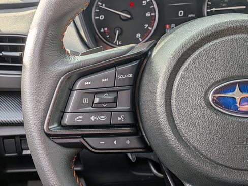 Used 2025 Subaru Crosstrek 2.5i Limited w/ Crosstrek Mirror Package image 15