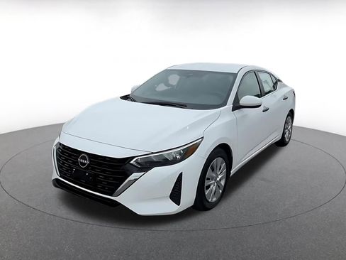 Used 2025 Nissan Sentra S image 7