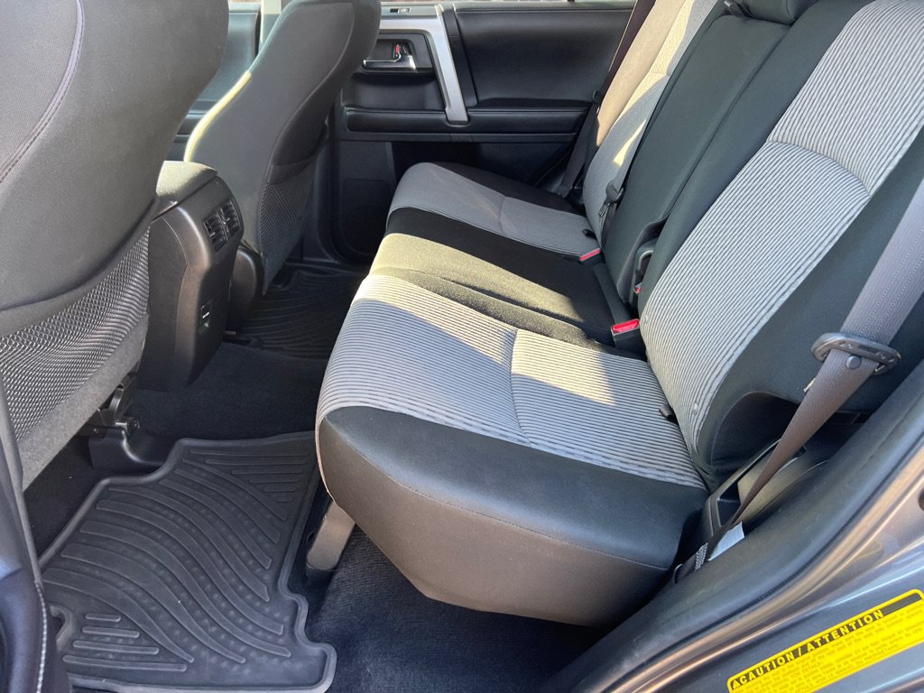 Used 2016 Toyota 4Runner SR5 AWD/4WD image 7