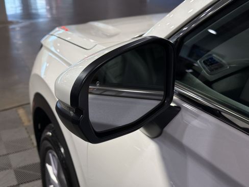 Used 2024 Honda CR-V EX-L image 14