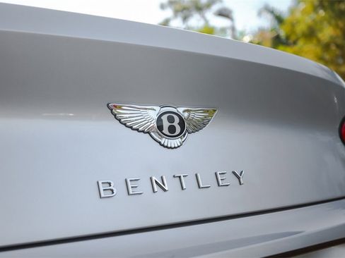 Used 2024 Bentley Continental GT Speed image 18