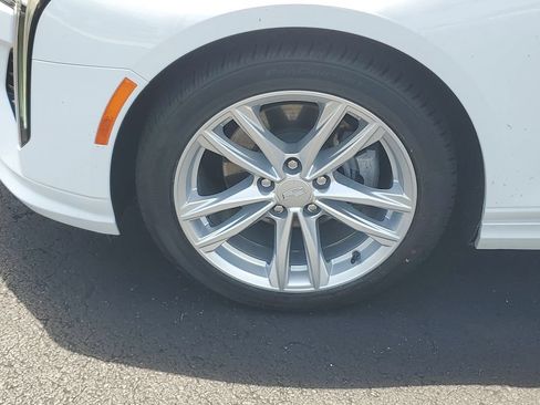 Certified 2023 Cadillac CT4 Luxury RWD image 12