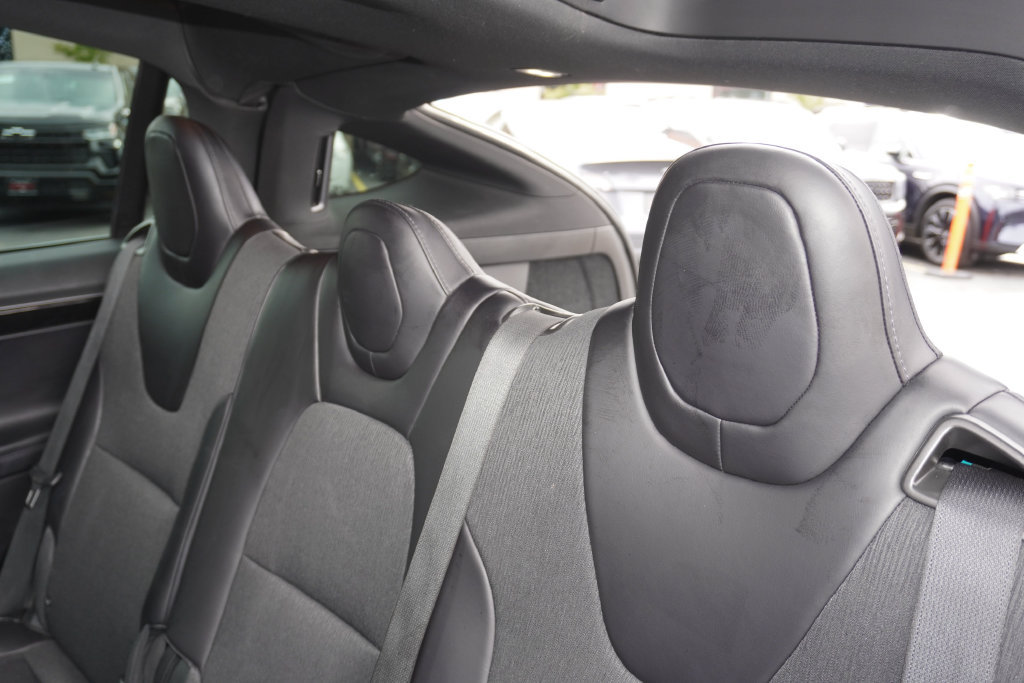 Used 2018 Tesla Model X 75D AWD/4WD image 32