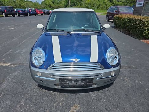 Used 2004 MINI Cooper Hardtop FWD image 4