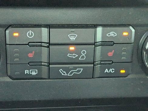 Used 2016 Ford F150 XLT w/ Equipment Group 302A Luxury AWD/4WD image 27