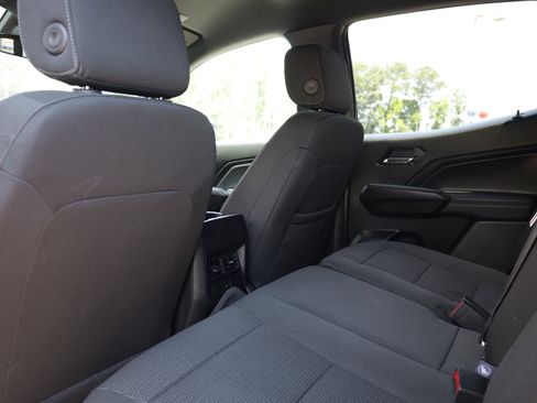 Used 2024 Chevrolet Colorado LT w/ LT Convenience Package RWD image 11