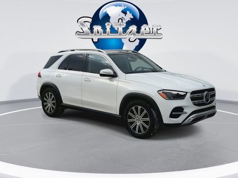 Used 2024 Mercedes-Benz GLE 450 4MATIC image 3