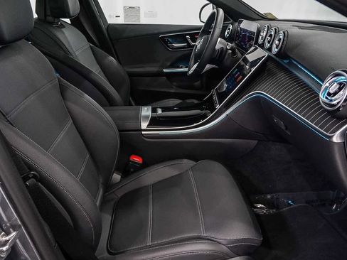 Used 2025 Mercedes-Benz C 300 Sedan image 19